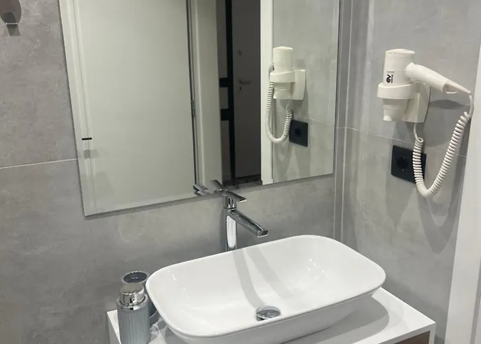 Sophie Apartmán Tirana